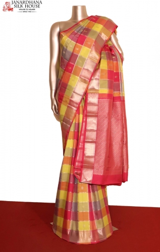 Exclusive Checks Kanjeevaram Silk Saree